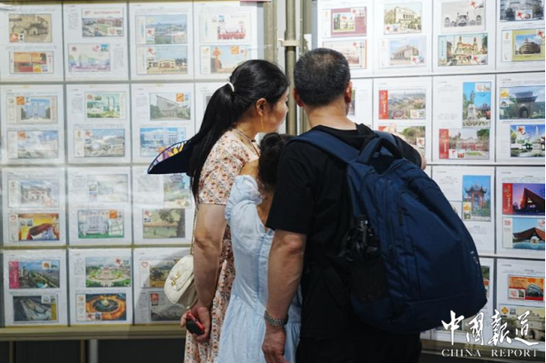 方寸之间览江城巨变 黄鹤楼重建开放40周年集邮展启幕